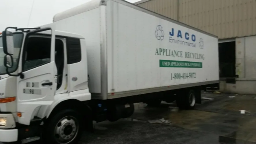 Photo #44 of JACO ENVIRONMENTAL INC. - OVER 95 LATE MODEL TRUCKS, TRAILERS & AUTOMOBILES: BOX, FLAT, STAKE, DUMP, FRUEHAUF, GREAT DANE, HYUNDAI, STRICK & MORE...