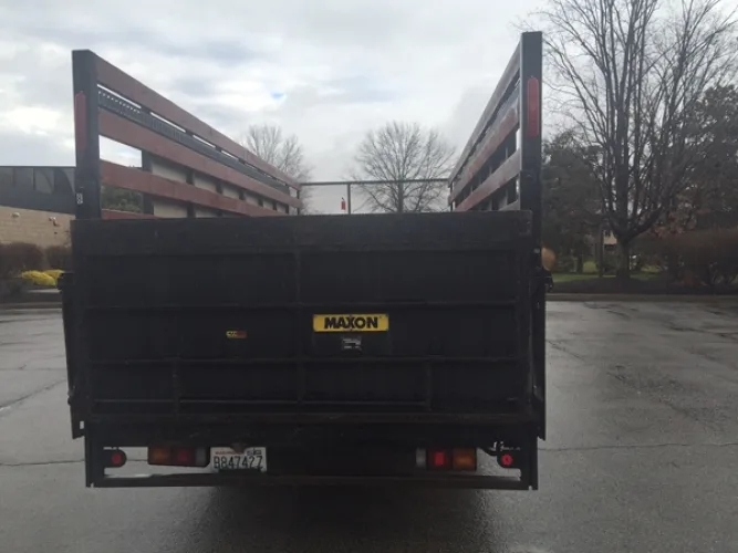 Photo #65 of JACO ENVIRONMENTAL INC. - OVER 95 LATE MODEL TRUCKS, TRAILERS & AUTOMOBILES: BOX, FLAT, STAKE, DUMP, FRUEHAUF, GREAT DANE, HYUNDAI, STRICK & MORE...