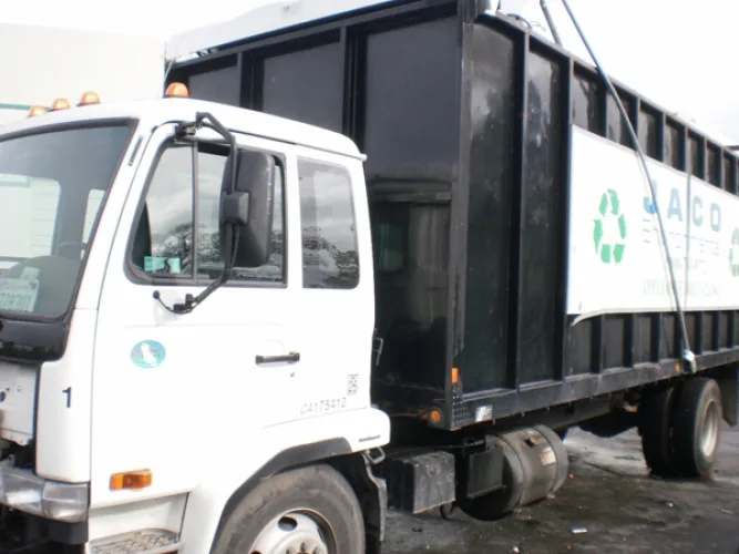 Photo #80 of JACO ENVIRONMENTAL INC. - OVER 95 LATE MODEL TRUCKS, TRAILERS & AUTOMOBILES: BOX, FLAT, STAKE, DUMP, FRUEHAUF, GREAT DANE, HYUNDAI, STRICK & MORE...