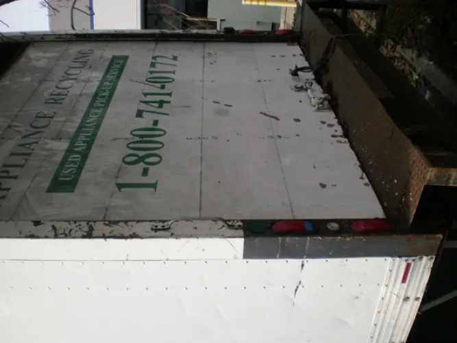 Photo #85 of JACO ENVIRONMENTAL INC. - OVER 95 LATE MODEL TRUCKS, TRAILERS & AUTOMOBILES: BOX, FLAT, STAKE, DUMP, FRUEHAUF, GREAT DANE, HYUNDAI, STRICK & MORE...