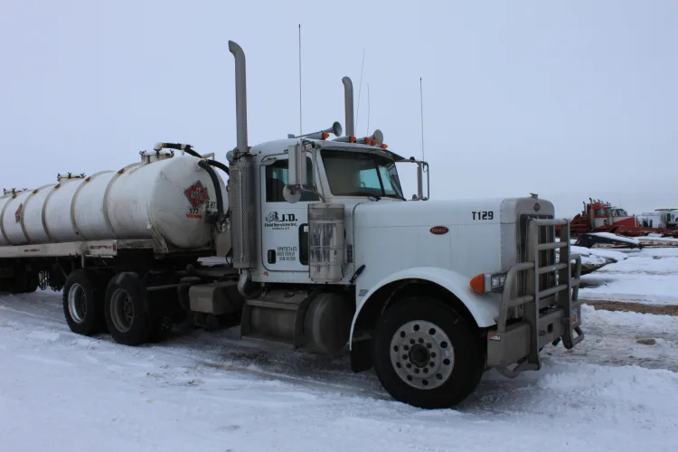 Photo #4 of ON BEHALF OF LEASING COMPANY, COMPLETE FLEET OF LATE MODEL WELL MAINTAINED TRACTORS, PETERBILT, KENWORTH, MACK, FORD, TRAILERS, VACUUM TANK, LOWBOYS, DUMPS, FLOATS, DROPS & VEHICLES AS NEW AS 2014