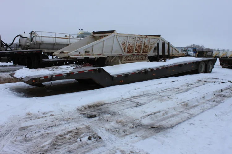 Photo #19 of ON BEHALF OF LEASING COMPANY, COMPLETE FLEET OF LATE MODEL WELL MAINTAINED TRACTORS, PETERBILT, KENWORTH, MACK, FORD, TRAILERS, VACUUM TANK, LOWBOYS, DUMPS, FLOATS, DROPS & VEHICLES AS NEW AS 2014