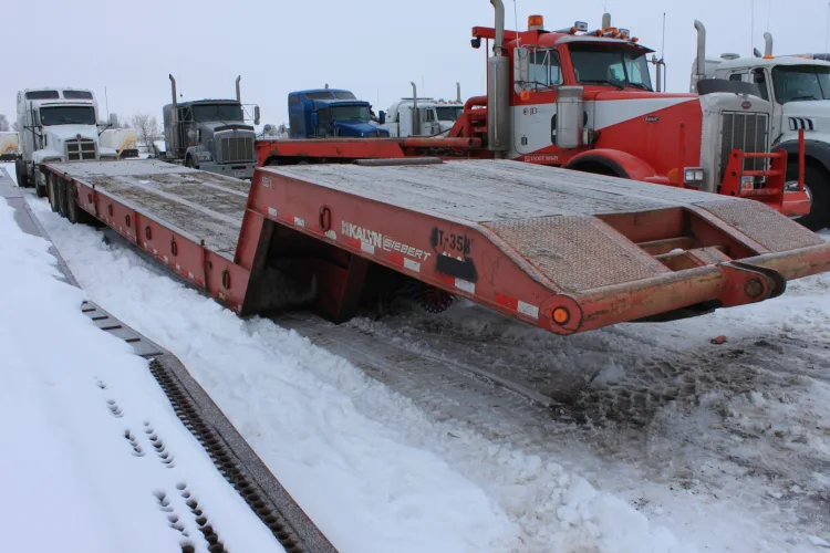 Photo #23 of ON BEHALF OF LEASING COMPANY, COMPLETE FLEET OF LATE MODEL WELL MAINTAINED TRACTORS, PETERBILT, KENWORTH, MACK, FORD, TRAILERS, VACUUM TANK, LOWBOYS, DUMPS, FLOATS, DROPS & VEHICLES AS NEW AS 2014