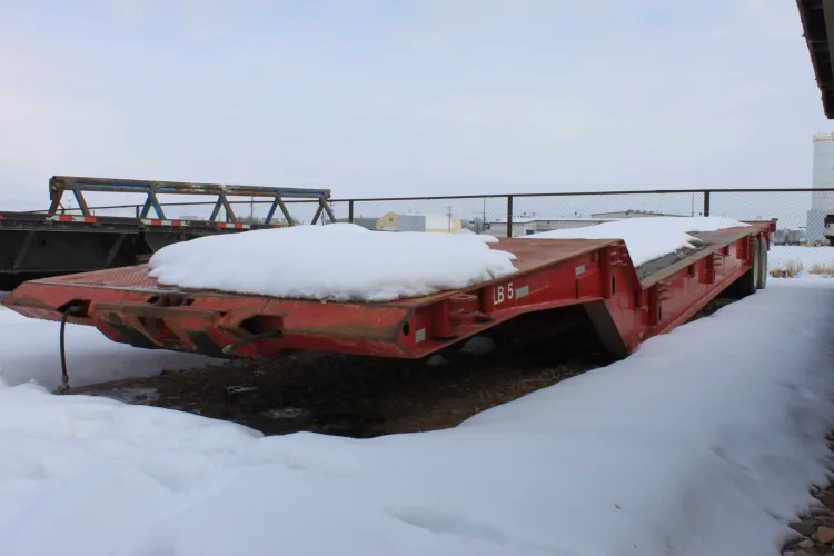 Photo #28 of ON BEHALF OF LEASING COMPANY, COMPLETE FLEET OF LATE MODEL WELL MAINTAINED TRACTORS, PETERBILT, KENWORTH, MACK, FORD, TRAILERS, VACUUM TANK, LOWBOYS, DUMPS, FLOATS, DROPS & VEHICLES AS NEW AS 2014