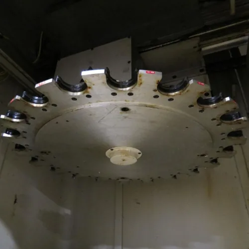 Photo #30 of CINCINNATI & KASUGA 3, 4 & 5 AXIS CNC VERTICAL & HORIZONTAL MACHINING CENTERS LATE AS 2005, SPARE PARTS, INCLUDING SPINDLES, BALL SCREWS & LINEAR RAILS & 1997 GIDDINGS & LEWIS CMM