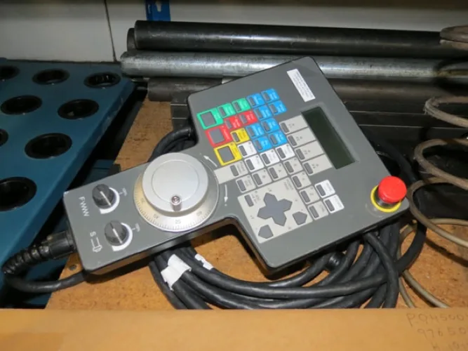 Photo #34 of CINCINNATI & KASUGA 3, 4 & 5 AXIS CNC VERTICAL & HORIZONTAL MACHINING CENTERS LATE AS 2005, SPARE PARTS, INCLUDING SPINDLES, BALL SCREWS & LINEAR RAILS & 1997 GIDDINGS & LEWIS CMM