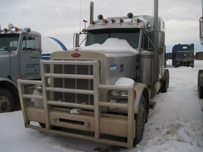 Photo #6 of CASCADE INTEGRATED SERVICES - LARGE FLEET OF TRANSPORT, WELL-SITE AND PRODUCTION SERVICES EQUIPMENT
