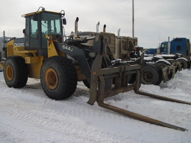 Photo #12 of CASCADE INTEGRATED SERVICES - LARGE FLEET OF TRANSPORT, WELL-SITE AND PRODUCTION SERVICES EQUIPMENT