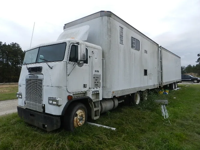Photo #95 of CASCADE INTEGRATED SERVICES - LARGE FLEET OF TRANSPORT, WELL-SITE AND PRODUCTION SERVICES EQUIPMENT