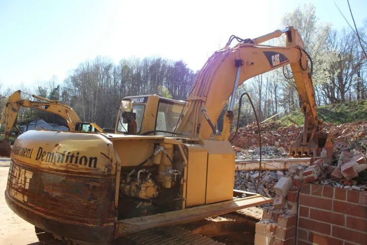 Photo #18 of CONSTRUCTION EQUIPMENT SURPLUS TO ONGOING OPERATIONS OF APPLIED ABATEMENT CONCEPTS, LLC