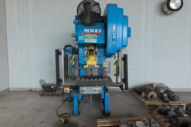 Photo #31 of ASSETS FORMERLY OF KIMBALL INTERNATIONAL: 60" X 12-GA. IOWA PRECISION SLEAR LINE, 10' x 300 TON CINCINNATI PRESS BRAKE, 45 TON BLISS OBI PUNCH PRESS, 35 TON KOMATSU GAP FRAME PRESS, LIKE NEW BANNER SPOT WELDER, LANTECH STRETCH WRAPPER,