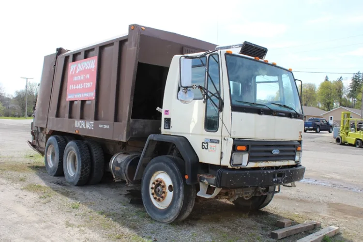 Photo #30 of BY ORDER OF US BANKRUPTCY COURT WESTERN DIVISION OF PENNSYLVANIA CASE NUMBER: 15-07066-JAD - EQUIPMENT & REAL-ESTATE OF MAJOR WATER, OIL, GAS & UTILITY SERVICE PROVIDER: PUMPING & FRACKING EQUIPMENT, EXCAVATION & EARTH MOVING EQUIPMENT, TRUCKS & TRAILERS,