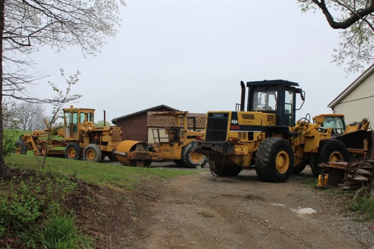 Photo #162 of BY ORDER OF US BANKRUPTCY COURT WESTERN DIVISION OF PENNSYLVANIA CASE NUMBER: 15-07066-JAD - EQUIPMENT & REAL-ESTATE OF MAJOR WATER, OIL, GAS & UTILITY SERVICE PROVIDER: PUMPING & FRACKING EQUIPMENT, EXCAVATION & EARTH MOVING EQUIPMENT, TRUCKS & TRAILERS,