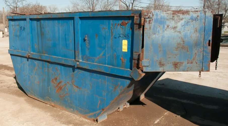 Photo #9 of PURE METAL RECYCLING SHORT NOTICE SALE - 48' FRUEHAUF & LUFKIN DRY TRAILERS, DIERZEN DUMP TRAILER, OVER 60 MEDIUM & LARGE LUGGER BOXES & MORE