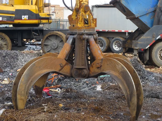 Photo #12 of PURE METAL RECYCLING SHORT NOTICE SALE - 48' FRUEHAUF & LUFKIN DRY TRAILERS, DIERZEN DUMP TRAILER, OVER 60 MEDIUM & LARGE LUGGER BOXES & MORE
