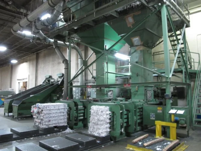 Photo #52 of SURPLUS EQUIPMENT TO THE ONGOING NEEDS OF: VALASSIS WICHITA PRINTING DIVISION (M), INCLUDING: MAILING & BINDERY EQUIPMENT, BALERS & PAPER RECYCLING EQUIPMENT, COMPLETE MACHINE SHOP, MAINTENANCE EQUIPMENT, MATERIAL HANDLING EQUIPMENT, PLANT SUPPORT, ETC.