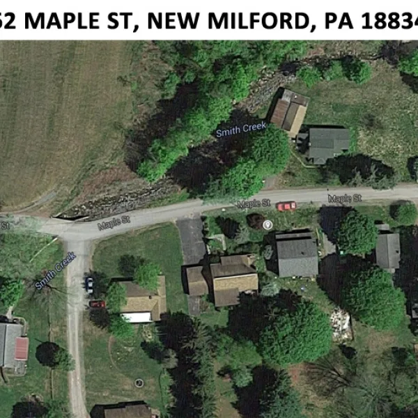 62 Maple St