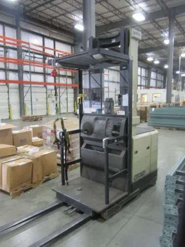 Photo #7 of APPROX. (640) SECTIONS OF INTERLAKE 30 TEARDROP PALLET RACKING & GRAVITY FLOW RACKING, INCLINE & DECLINE BELTED & POWERED ROLLER CONVEYORS, (10) CROWN ORDER PICKERS, REACH TRUCKS & ELECTRIC TRUCKS, (9) VARIOUS BATTERY CHARGERS & SPARE BATTERIES & MUCH