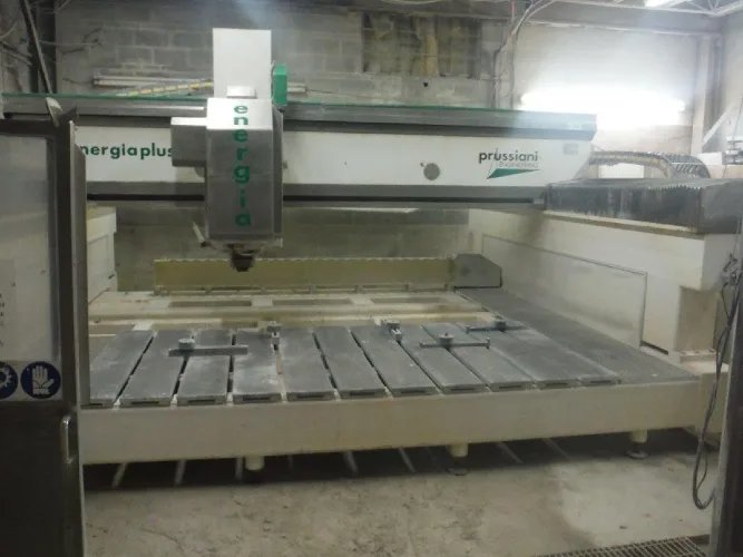 Photo #25 of CUTTING, POLISHING, CARVING, BRICK BAKING TUMBLER MACHINERY & EQUIPMENT OF A MAJOR NATURAL STONE TRANSFORMATION PLANT - MACONNERIE JAVELCO INC