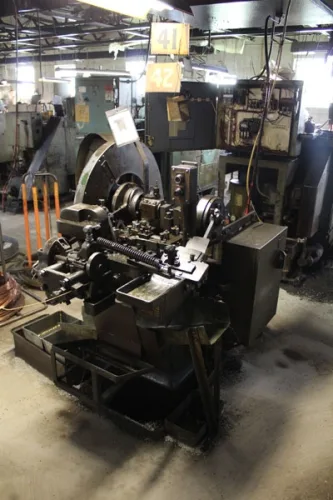 Photo #21 of CARLO SALVI HIGH SPEED RF SERIES HEADERS, NAKASHIMADA 2 DIE 3 BLOW COLD HEADER, ASAHI OKUMA 2 DIE 2 BLOW COLD HEADER, NATIONAL HIGH SPEED HEADERS, NATIONAL 5 DIE 6 STATION COLD FORMER, WATERBURY FARREL TUBULAR RIVET HEADERS, SNOW & UNIVERSAL DRILLERS,
