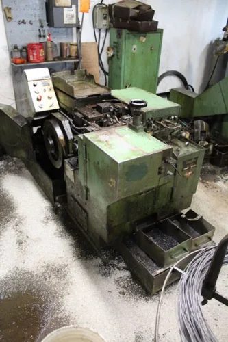 Photo #30 of CARLO SALVI HIGH SPEED RF SERIES HEADERS, NAKASHIMADA 2 DIE 3 BLOW COLD HEADER, ASAHI OKUMA 2 DIE 2 BLOW COLD HEADER, NATIONAL HIGH SPEED HEADERS, NATIONAL 5 DIE 6 STATION COLD FORMER, WATERBURY FARREL TUBULAR RIVET HEADERS, SNOW & UNIVERSAL DRILLERS,