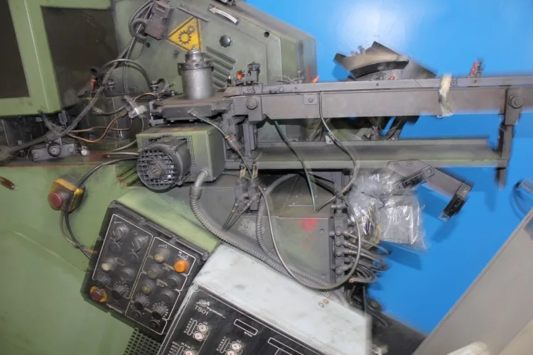 Photo #70 of CARLO SALVI HIGH SPEED RF SERIES HEADERS, NAKASHIMADA 2 DIE 3 BLOW COLD HEADER, ASAHI OKUMA 2 DIE 2 BLOW COLD HEADER, NATIONAL HIGH SPEED HEADERS, NATIONAL 5 DIE 6 STATION COLD FORMER, WATERBURY FARREL TUBULAR RIVET HEADERS, SNOW & UNIVERSAL DRILLERS,