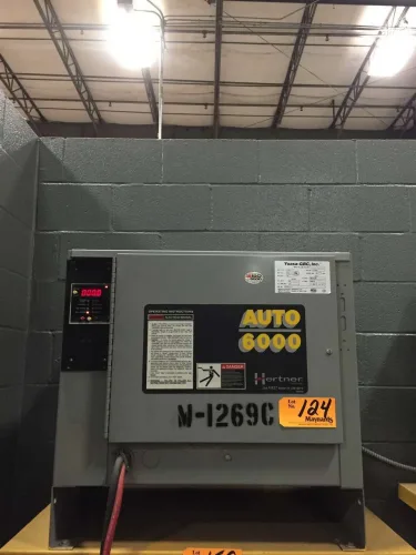 Photo #10 of SHORT NOTICE SALE - WAREHOUSE RACKING, FORKLIFTS, PALLET JACKS AND OFFICE AUCTION