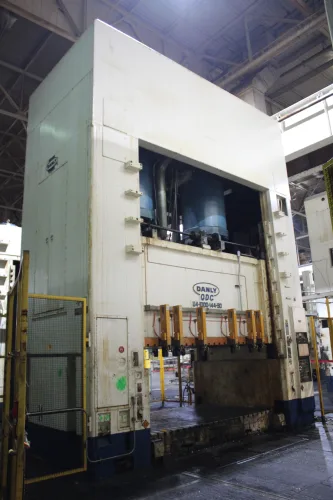 Photo #47 of MAJOR FORMER AUTOMOTIVE STAMPING FACILITY - 28 PRESSES UP TO 5000 TONS, TRANSFER, DOUBLE ACTION, STRAIGHT SIDE, FOUR POST, BLANKING, DOUBLE & SINGLE CRANK GAP FRAME & POWDER COMPACTION PRESSES, BRIDGE CRANES UP TO 80 TONS, MOBILE GANTRY CRANES, UTICA