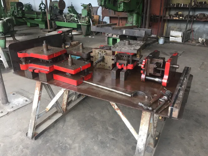 Photo #96 of GOLDEN STATE TOOL & DIE - COMPLETE TOOL & DIE SHOP, METAL STAMPING UP TO 800 TON CAPACITY, FEATURING: 800-TON CLEARING & 400 TON MINSTER KNUCKLE PRESSES,  UP TO 400 TON STRAIGHT SIDE, OBI, GAP FRAME STAMPING PRESSES, COMPLETE TOOL ROOM, ROLLING STOCK &