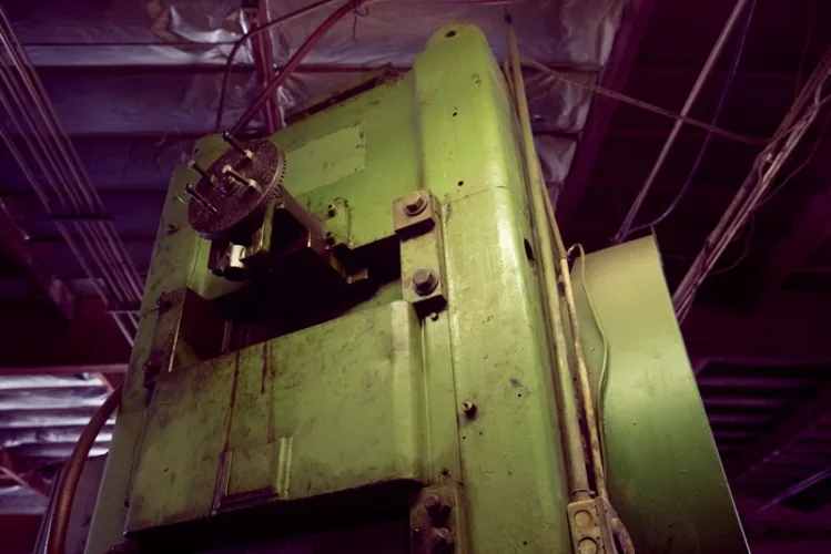 Photo #112 of GOLDEN STATE TOOL & DIE - COMPLETE TOOL & DIE SHOP, METAL STAMPING UP TO 800 TON CAPACITY, FEATURING: 800-TON CLEARING & 400 TON MINSTER KNUCKLE PRESSES,  UP TO 400 TON STRAIGHT SIDE, OBI, GAP FRAME STAMPING PRESSES, COMPLETE TOOL ROOM, ROLLING STOCK &