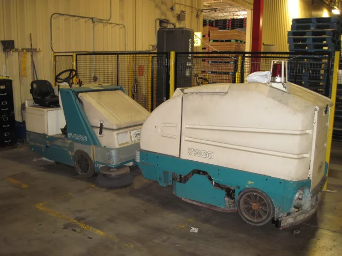 Photo #25 of SURPLUS ASSETS TO THE ONGOING OPERATIONS OF THE CLOROX COMPANY - MACHINE SHOP, LARGE QUANTITY OF SPARE PARTS, S/S & FIBERGLASS TANKS, PEARSON CASE PACKER, TENNANT FLOOR SCRUBBERS, LAB EQUIPMENT, PALLET RACKING & MORE