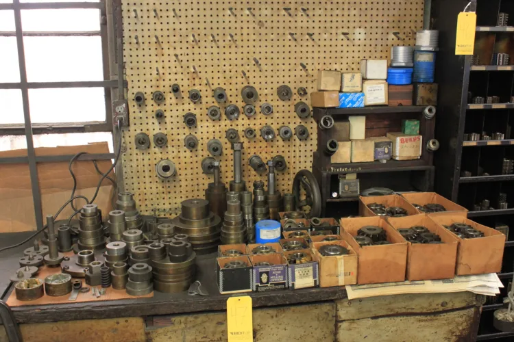 Photo #86 of SHORT NOTICE SALE - GEAR ENGINEERING & MANUFACTURING CO. - IKEGAI AX20Z & FEMCO DURGA-25E CNC LATHE, BARBER-COLEMAN 16-36 & NO. 3 GEAR HOBBER, RED RING GEAR SHAVER & HARD TOOTH GEAR HONE, FELLOWS #7 SHAPER, LOTS OF TOOLING & MORE