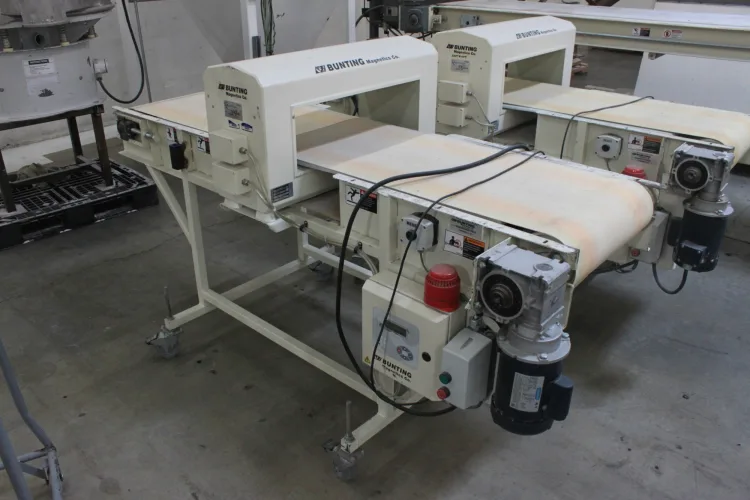 Photo #2 of SURPLUS ASSETS FROM A MAJOR SUGAR PROCESSOR & PACKAGER - SCREW AUGER CONVEYORS, MACON SIFTERS, BLENDER, METAL DETECTORS, CHOICE BAGGING OPEN MOUTH BAG FILLER, FISCHBEIN BAG SEALER, SUGAR LINE & MORE