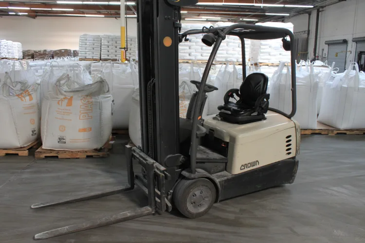 Photo #3 of SURPLUS ASSETS FROM A MAJOR SUGAR PROCESSOR & PACKAGER - SCREW AUGER CONVEYORS, MACON SIFTERS, BLENDER, METAL DETECTORS, CHOICE BAGGING OPEN MOUTH BAG FILLER, FISCHBEIN BAG SEALER, SUGAR LINE & MORE