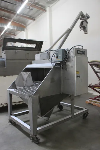 Photo #17 of SURPLUS ASSETS FROM A MAJOR SUGAR PROCESSOR & PACKAGER - SCREW AUGER CONVEYORS, MACON SIFTERS, BLENDER, METAL DETECTORS, CHOICE BAGGING OPEN MOUTH BAG FILLER, FISCHBEIN BAG SEALER, SUGAR LINE & MORE
