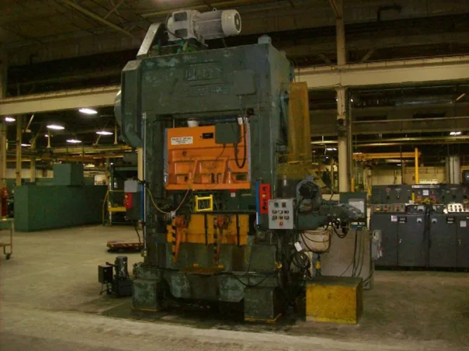 Photo #6 of PLANET MACHINERY WAREHOUSE CLOSING AT THE END OF THE YEAR - MUST SELL: BLISS, CLEARING, SCHMID & MINSTER PRESSES, BRADBURY & MAPLEWOOD ROLL FORMERS, COIL FEED EQUIPMENT & MORE...