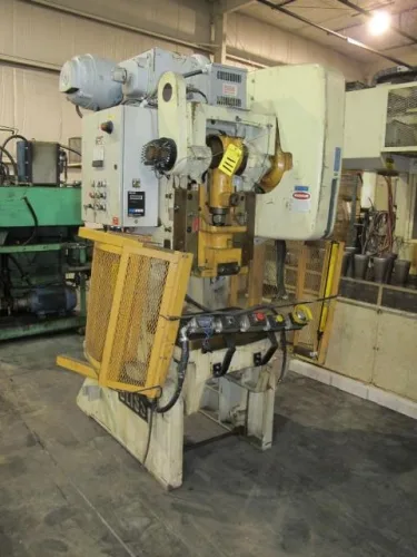 Photo #19 of PLANET MACHINERY WAREHOUSE CLOSING AT THE END OF THE YEAR - MUST SELL: BLISS, CLEARING, SCHMID & MINSTER PRESSES, BRADBURY & MAPLEWOOD ROLL FORMERS, COIL FEED EQUIPMENT & MORE...