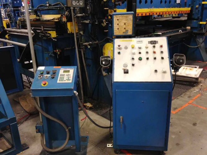Photo #41 of PLANET MACHINERY WAREHOUSE CLOSING AT THE END OF THE YEAR - MUST SELL: BLISS, CLEARING, SCHMID & MINSTER PRESSES, BRADBURY & MAPLEWOOD ROLL FORMERS, COIL FEED EQUIPMENT & MORE...