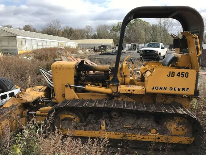 Photo #6 of GEERLINGS INC - CONSTRUCTION EQUIPMENT, VEHICLES, TRACTORS, TRAILERS, DUMP TRUCKS, DOZER AND MORE