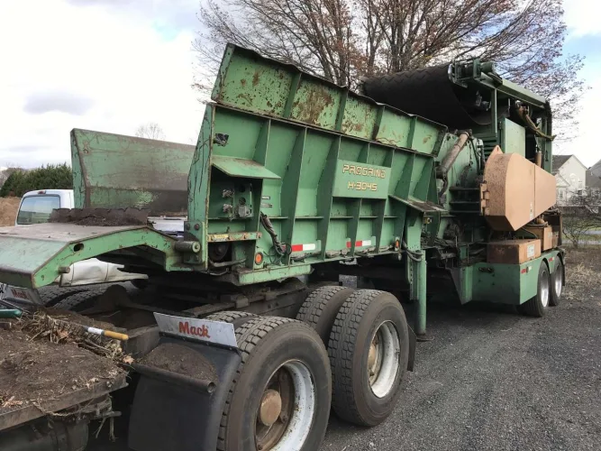 Photo #29 of GEERLINGS INC - CONSTRUCTION EQUIPMENT, VEHICLES, TRACTORS, TRAILERS, DUMP TRUCKS, DOZER AND MORE