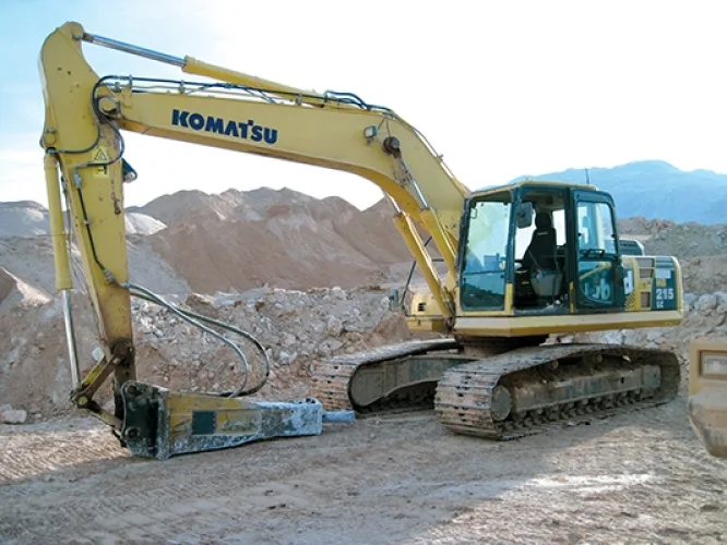Photo #1 of FARM EQUIPMENT OF KINGMAN FARMS, LLC, INCLUDING (23) 2014 VALLEY SPRINKLERS 8000 SERIES CENTER IRRIGATION PIVOTS, WELL DRILLING & IRRIGATION EQUIPMENT, 2012 KOMATSU EXCAVATOR, SERVICE & FUEL TRUCKS