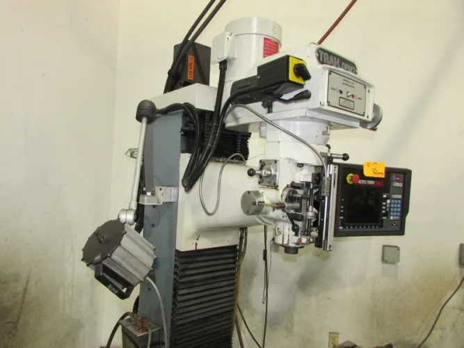 Photo #17 of SHORT NOTICE SALE - CHEVALIER, DMC & JONES & SHIPMAN GRINDERS, HAAS VERTICAL MILL, TRAK MILLING MACHINE, WR WELLS, CLAUSING & WELLSAW BAND SAWS, VALUE MASTER LATHE, ROLLING STOCK & MORE