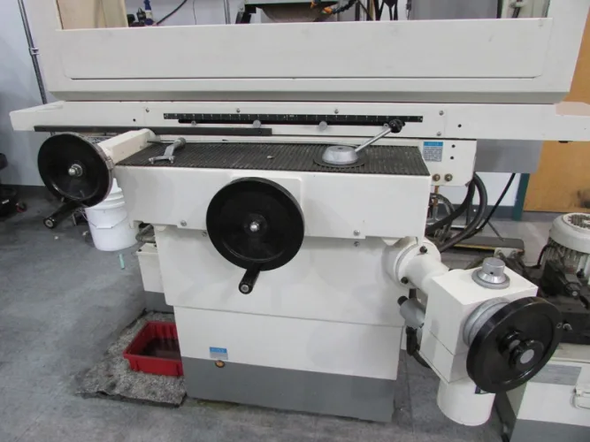 Photo #33 of SHORT NOTICE SALE - CHEVALIER, DMC & JONES & SHIPMAN GRINDERS, HAAS VERTICAL MILL, TRAK MILLING MACHINE, WR WELLS, CLAUSING & WELLSAW BAND SAWS, VALUE MASTER LATHE, ROLLING STOCK & MORE