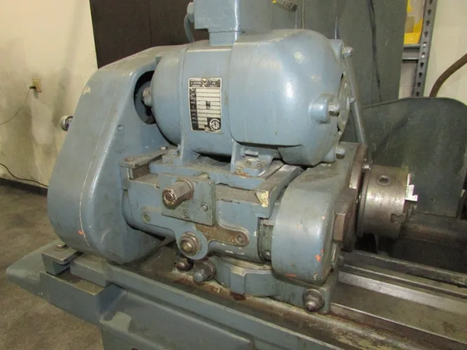 Photo #52 of SHORT NOTICE SALE - CHEVALIER, DMC & JONES & SHIPMAN GRINDERS, HAAS VERTICAL MILL, TRAK MILLING MACHINE, WR WELLS, CLAUSING & WELLSAW BAND SAWS, VALUE MASTER LATHE, ROLLING STOCK & MORE