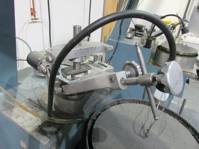 Photo #80 of SHORT NOTICE SALE - CHEVALIER, DMC & JONES & SHIPMAN GRINDERS, HAAS VERTICAL MILL, TRAK MILLING MACHINE, WR WELLS, CLAUSING & WELLSAW BAND SAWS, VALUE MASTER LATHE, ROLLING STOCK & MORE
