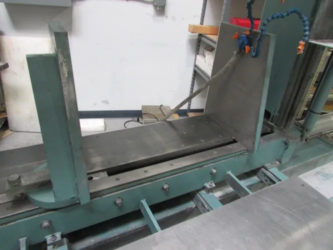 Photo #89 of SHORT NOTICE SALE - CHEVALIER, DMC & JONES & SHIPMAN GRINDERS, HAAS VERTICAL MILL, TRAK MILLING MACHINE, WR WELLS, CLAUSING & WELLSAW BAND SAWS, VALUE MASTER LATHE, ROLLING STOCK & MORE