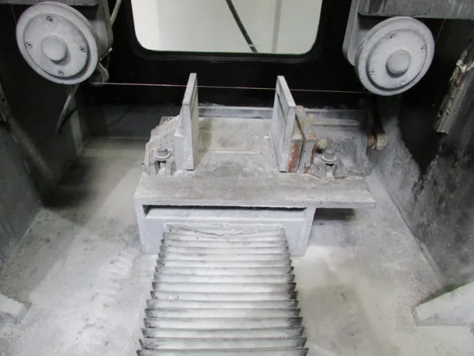 Photo #108 of SHORT NOTICE SALE - CHEVALIER, DMC & JONES & SHIPMAN GRINDERS, HAAS VERTICAL MILL, TRAK MILLING MACHINE, WR WELLS, CLAUSING & WELLSAW BAND SAWS, VALUE MASTER LATHE, ROLLING STOCK & MORE
