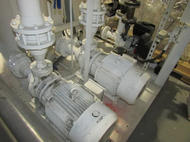 Photo #127 of SHORT NOTICE SALE - CHEVALIER, DMC & JONES & SHIPMAN GRINDERS, HAAS VERTICAL MILL, TRAK MILLING MACHINE, WR WELLS, CLAUSING & WELLSAW BAND SAWS, VALUE MASTER LATHE, ROLLING STOCK & MORE
