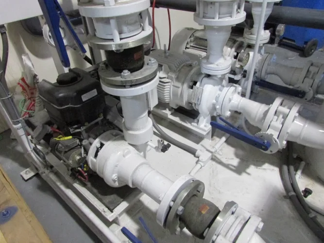 Photo #128 of SHORT NOTICE SALE - CHEVALIER, DMC & JONES & SHIPMAN GRINDERS, HAAS VERTICAL MILL, TRAK MILLING MACHINE, WR WELLS, CLAUSING & WELLSAW BAND SAWS, VALUE MASTER LATHE, ROLLING STOCK & MORE