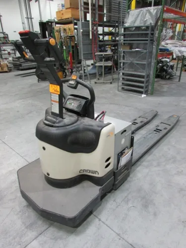 Photo #144 of SHORT NOTICE SALE - CHEVALIER, DMC & JONES & SHIPMAN GRINDERS, HAAS VERTICAL MILL, TRAK MILLING MACHINE, WR WELLS, CLAUSING & WELLSAW BAND SAWS, VALUE MASTER LATHE, ROLLING STOCK & MORE